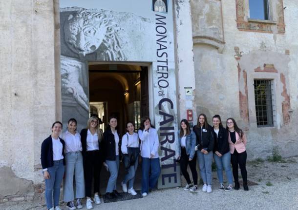 Studenti del Liceo Curie guide turistiche al Monastero di Cairate