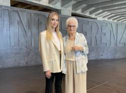 Chiara Ferragni e Liliana Segre al memoriale della Shoah