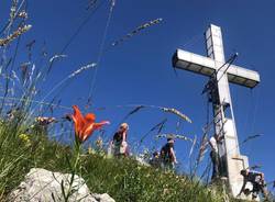 Cuasso al monte - La croce del Poncione rimessa a nuovo dall'associazione On