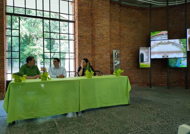  La scoperta del Parco dei Fiori parte da un Video Wall