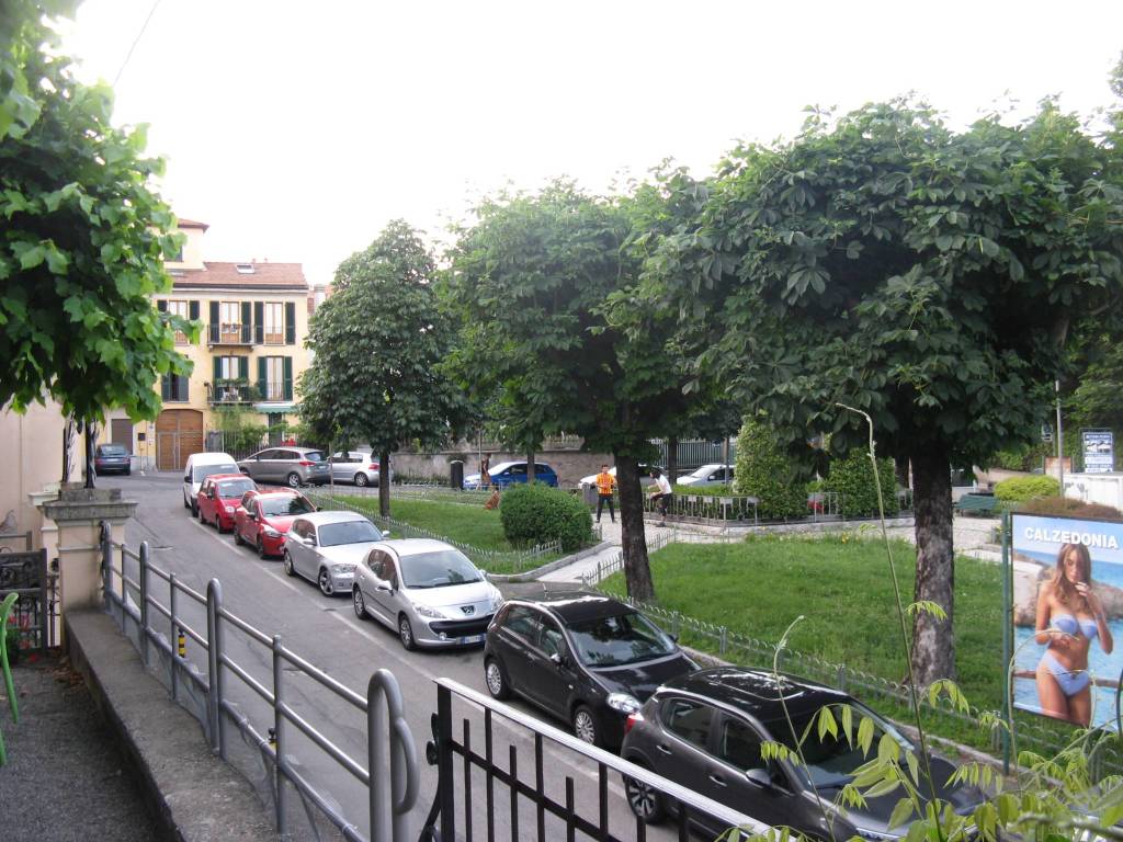 Metamorfosi urbana a Varese: Sant'Ambrogio e il milite ignoto