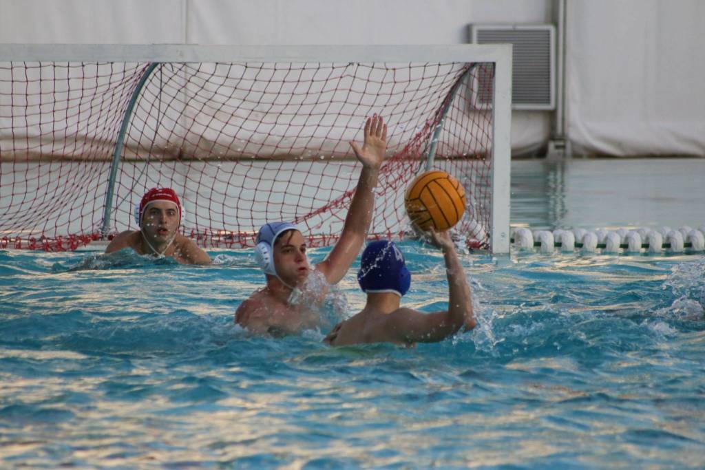 Pallanuoto Legnano  sconfigge Cremona