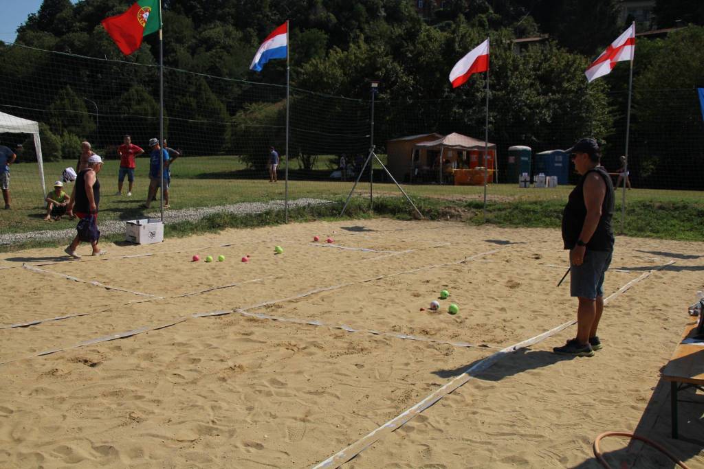 Beach bocce a Laveno