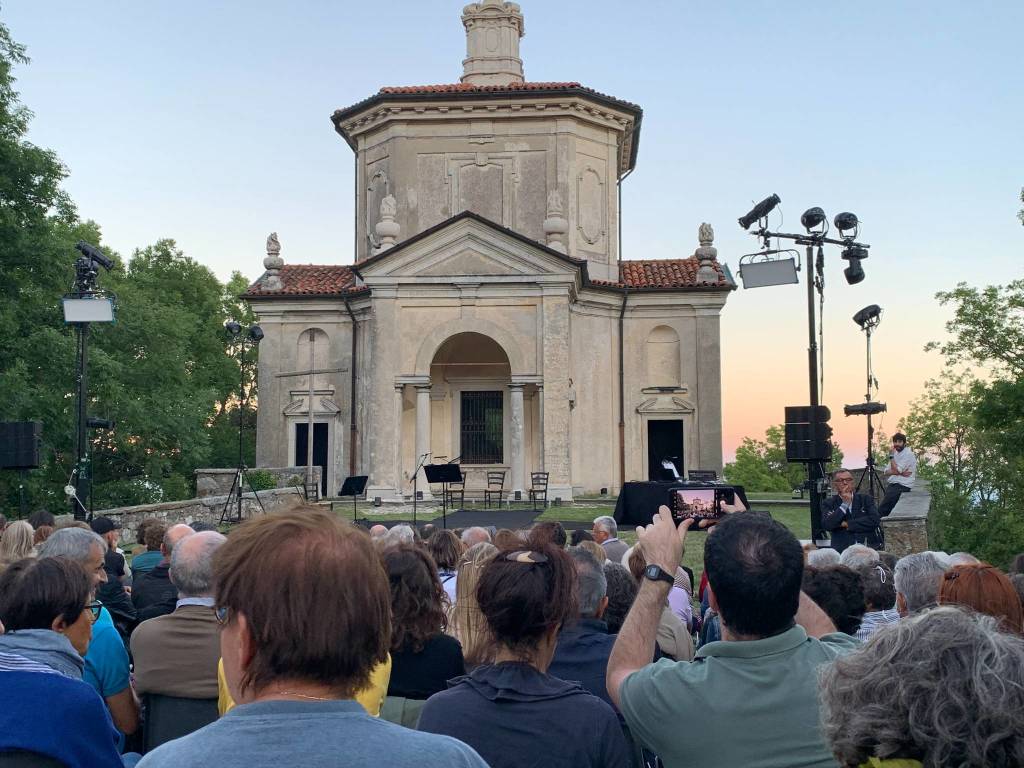 Massimo rRecalcati a tra Sacro e Sacro Monte