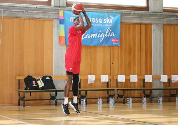 Openjobmetis, le foto del primo allenamento a Gressoney