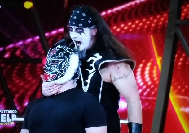 Dai ring del Varesotto alla TV: la passione per il wrestling di “Mefisto”