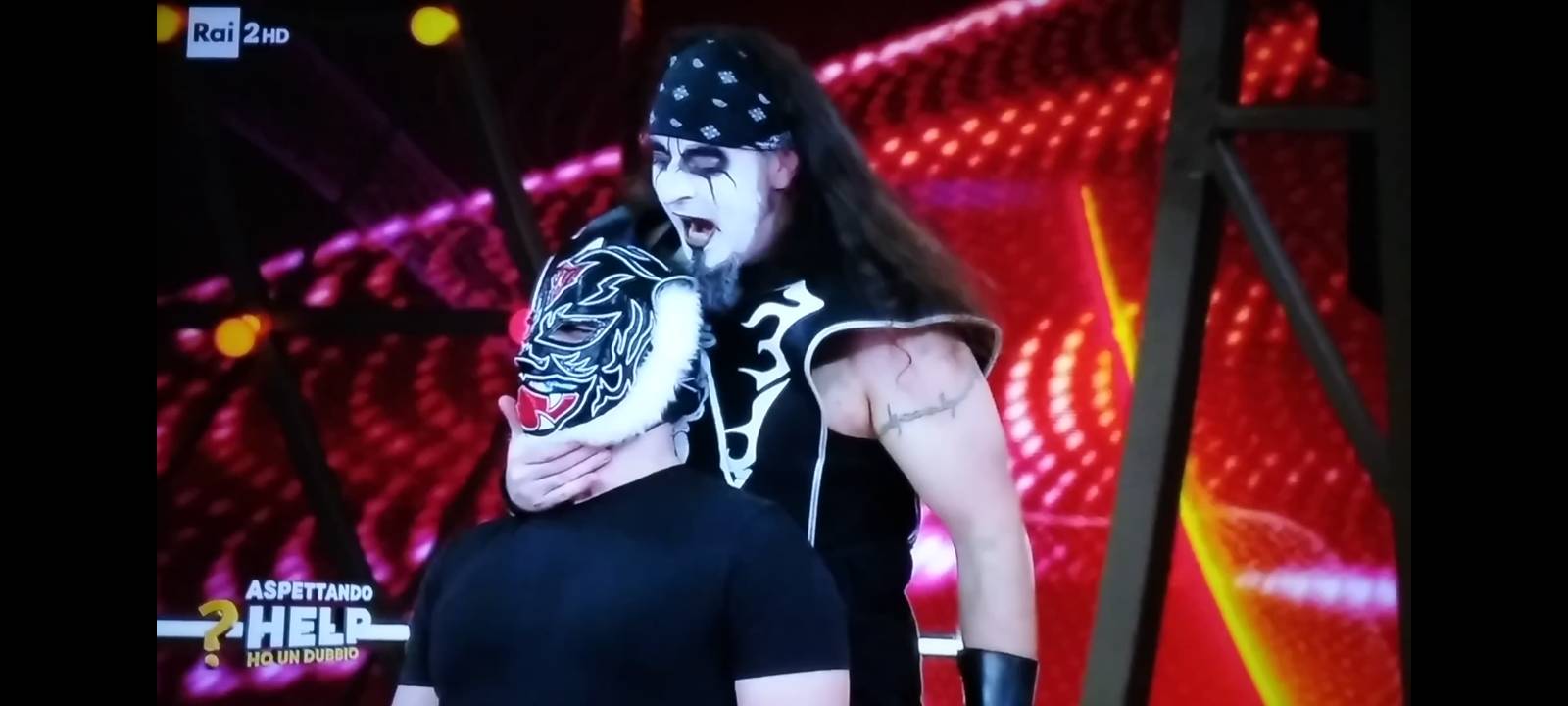 Dai ring del Varesotto alla TV: la passione per il wrestling di "Mefisto"