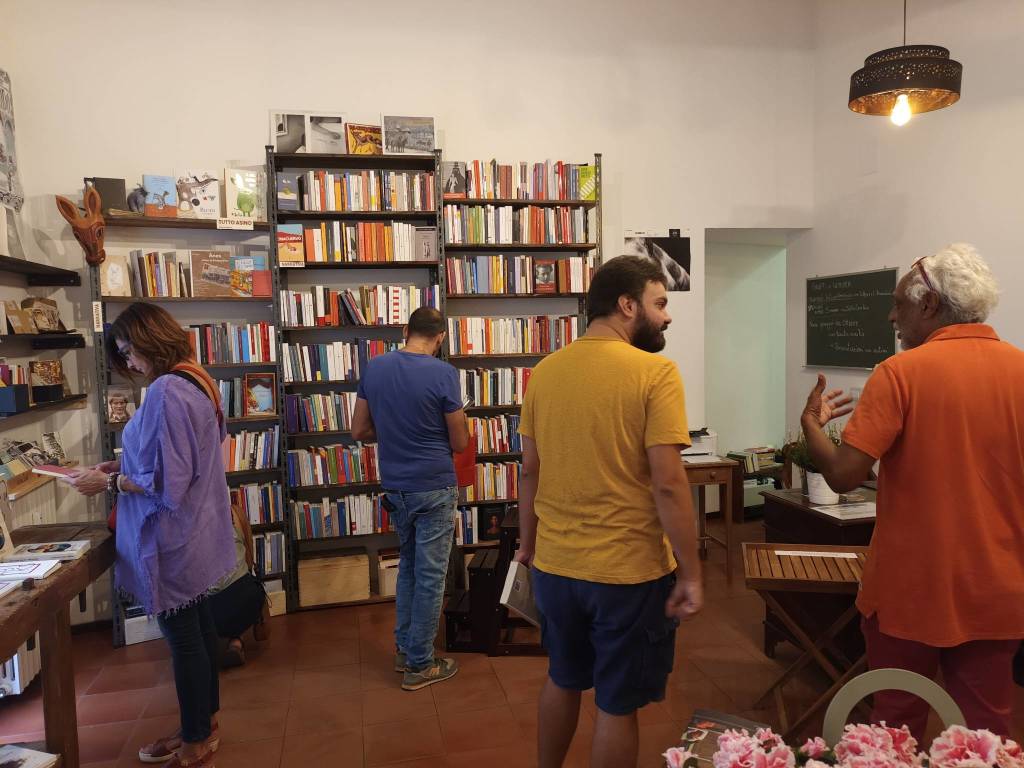 inaugurata la nuova sede della Libreria degli asinelli