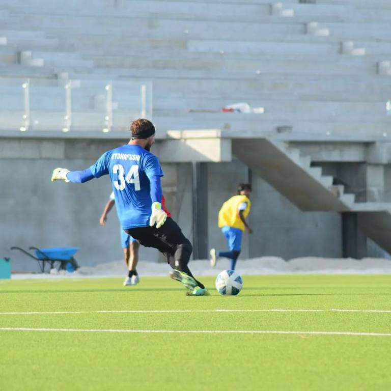 Nuova esperienza alle Maldive per Giacomo Ratto, il portiere giramondo