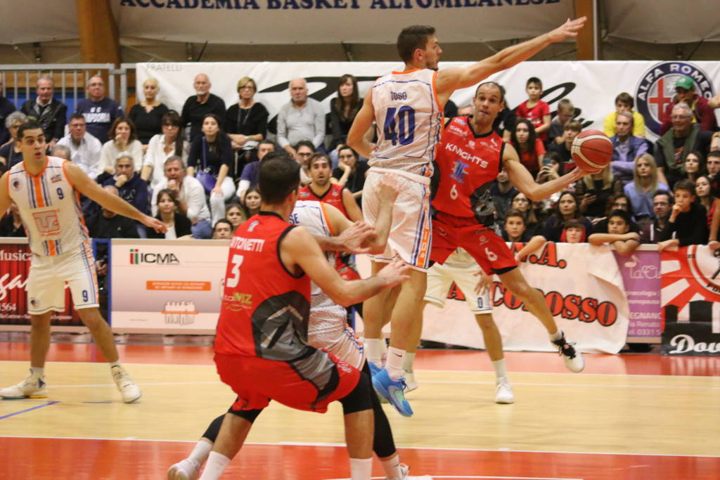 Basket- la sfida tra la Sangio e Legnano