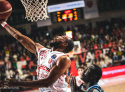 Openjobmetis Varese - Banco Sardegna Sassari 87-81