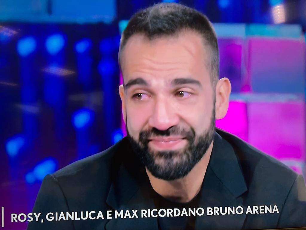 Max Cavallari, Gianluca Arena e Rosy Marrone ricordano Bruno Arena a Verissimo