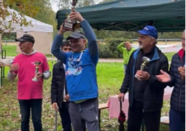 La pioggia non ferma la “camminata in rosa”