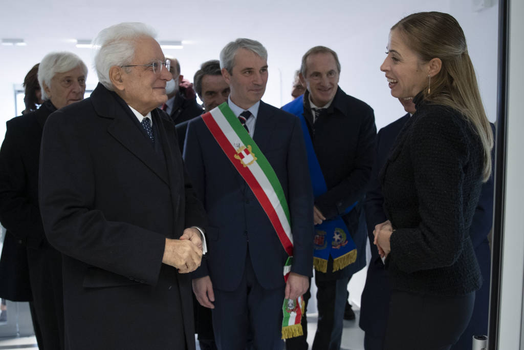 Le immagini inedite di Sergio Mattarella al palaghiaccio di Varese