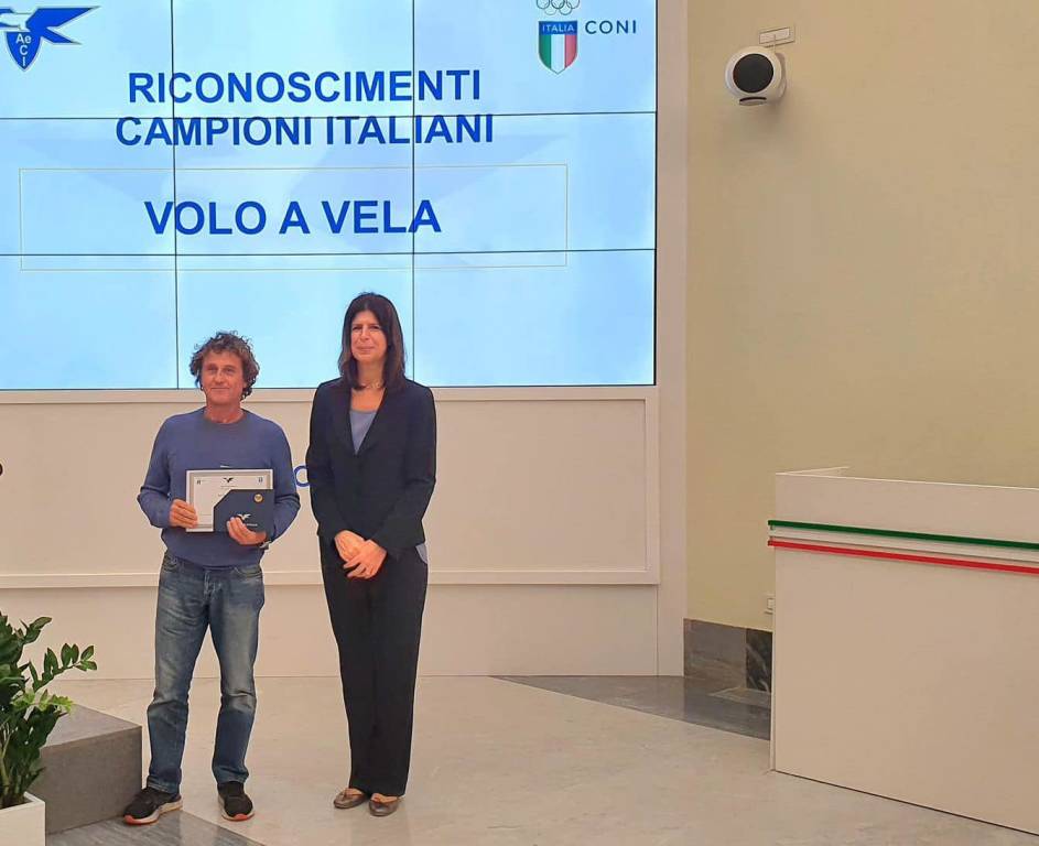 Riconoscimenti al Coni per gli atleti varesini del volo a vela