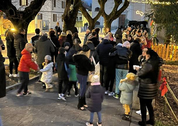 Mezzana e Lazzaretto di Somma si vestono per Natale