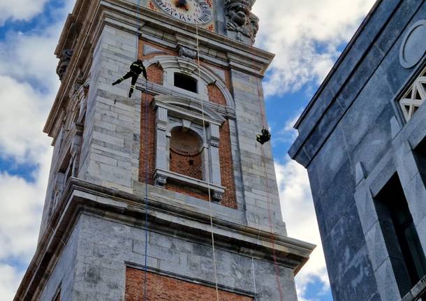 I Vigili del Fuoco sul Bernascone per la tradizionale "Corona dell'Immacolata"