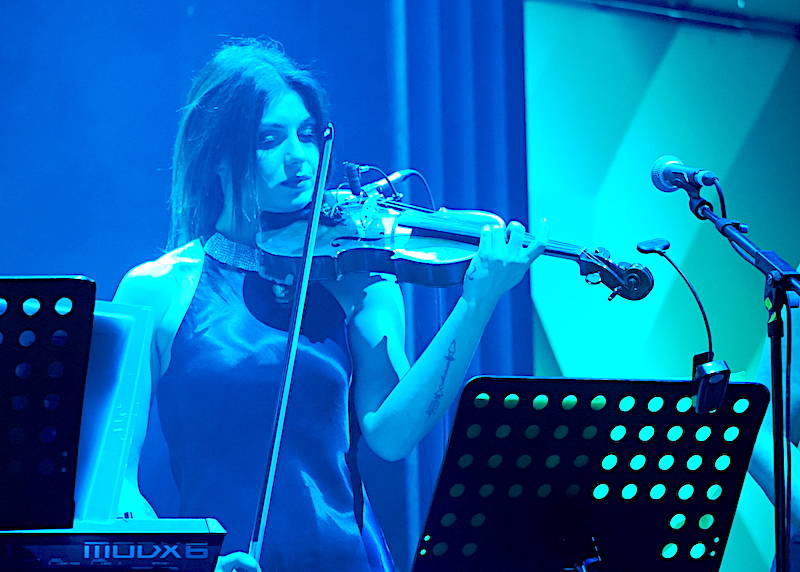 Massimo Ranieri in concerto a Varese - foto di Roberto Gernetti