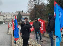 Presidio a Varese per lo sciopero generale 