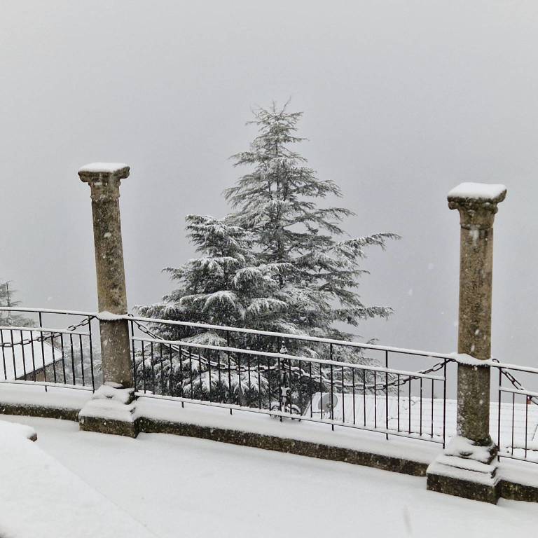 Risveglio con la neve al Sacro Monte