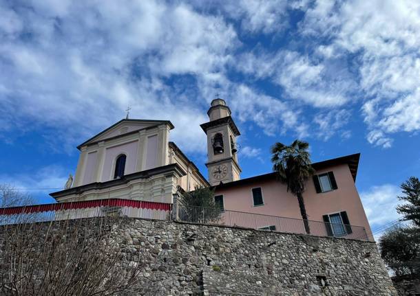 Il paese saluta il nuovo campanile