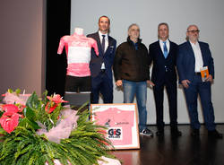 Cassano Magnago, la presentazione della tappa del Giro d\'Italia