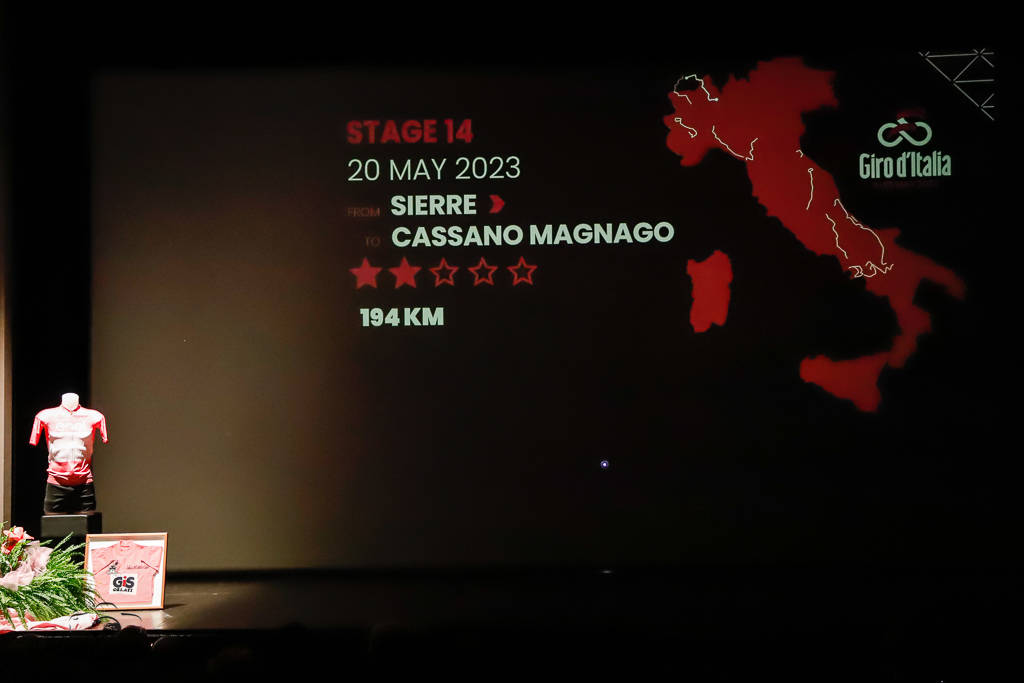 Cassano Magnago, la presentazione della tappa del Giro d\'Italia