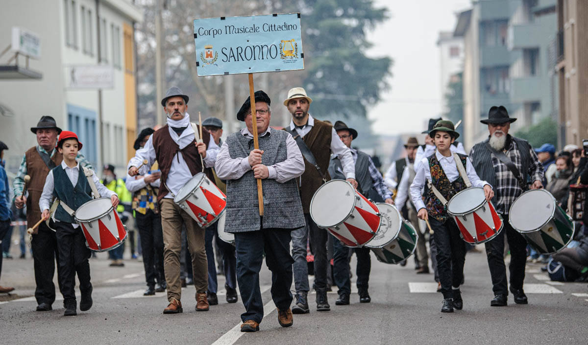 I volti della sfilata storica di sant’Antonio a Saronno