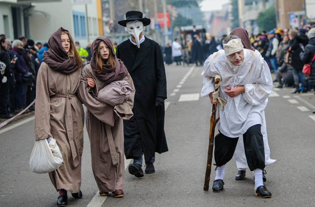 I volti della sfilata storica di sant’Antonio a Saronno