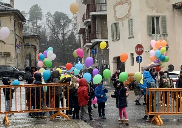 Palloncini, animali e pane benedetti nella giornata di sant’Antonio