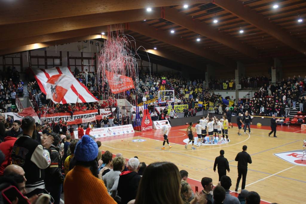 Basket: Legnano -Vigevano
