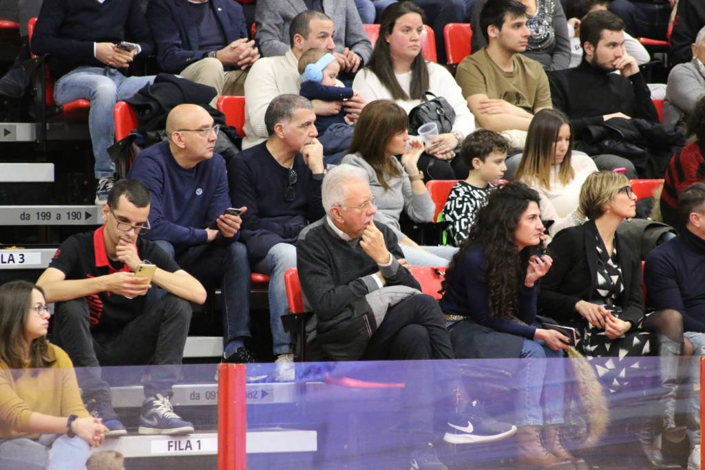 Basket: Legnano -Vigevano