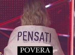 Chiara Ferraagni, la stola e i meme