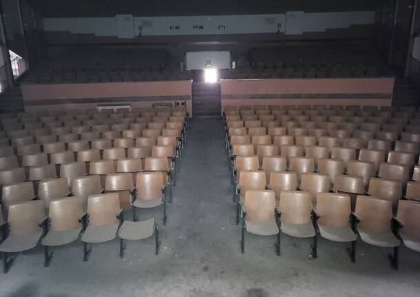 Dentro al Cinema Teatro La Torre di Rescaldina