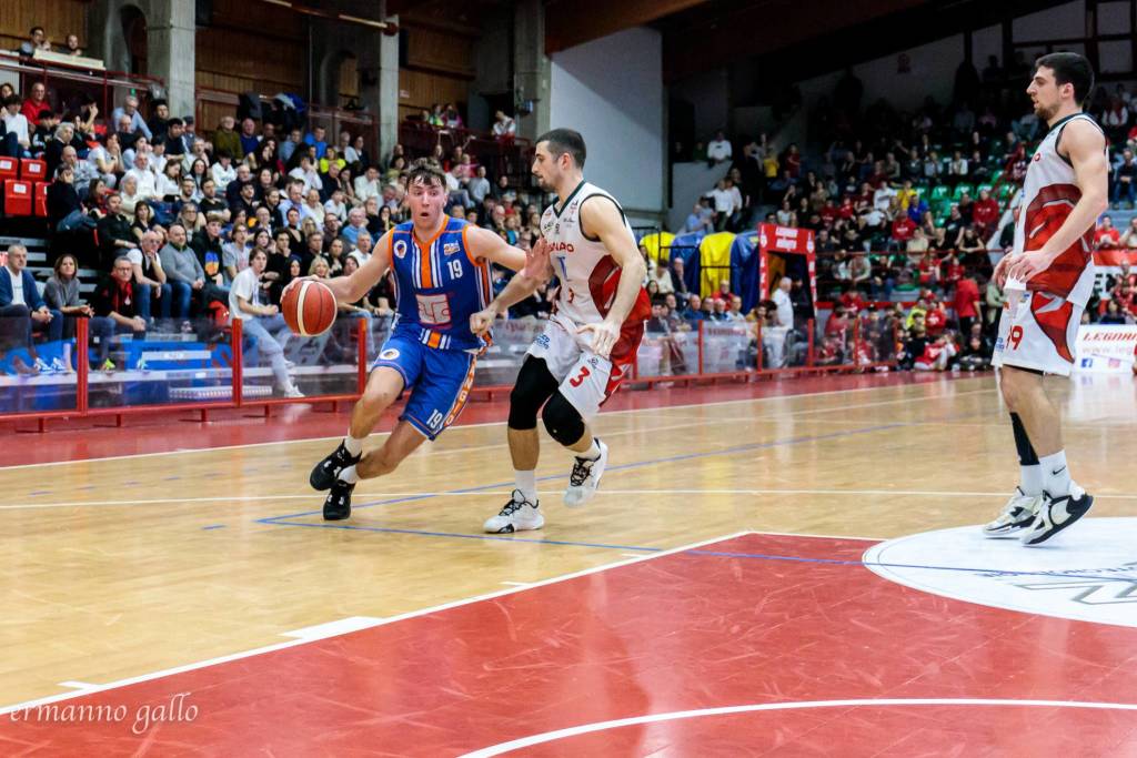 Derby tra Legnano e Sangiorgese - foto di Ermanno 