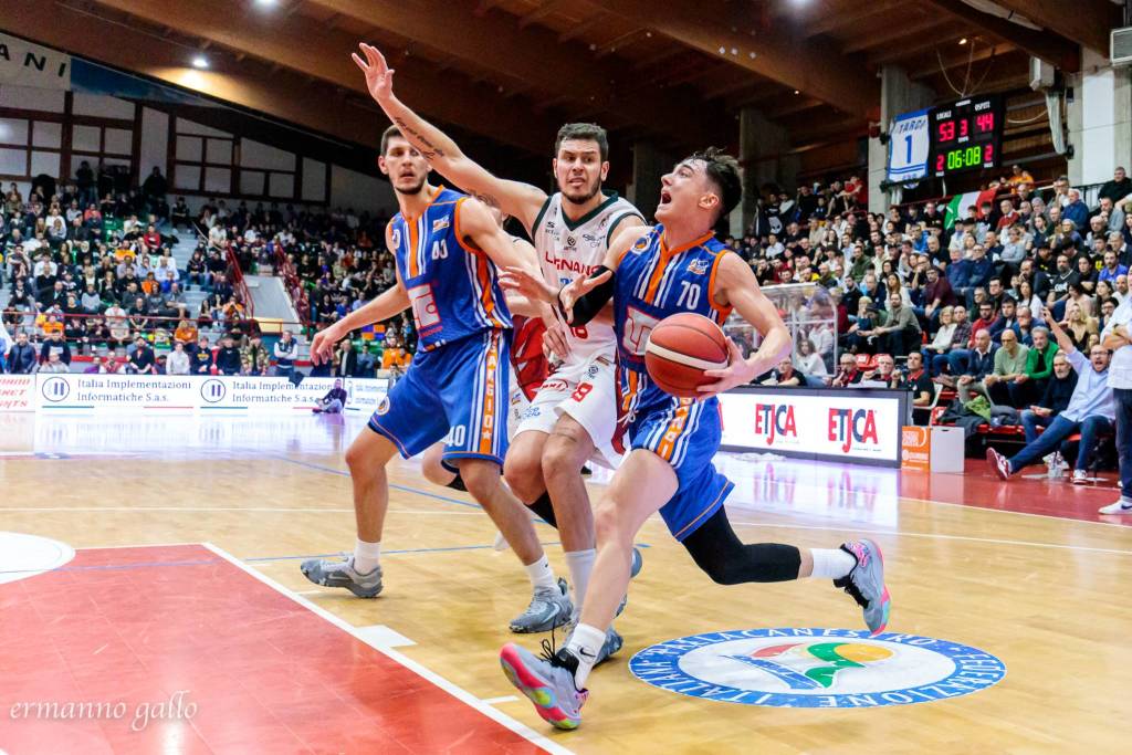 Derby tra Legnano e Sangiorgese - foto di Ermanno 