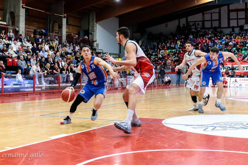 Derby tra Legnano e Sangiorgese - foto di Ermanno 