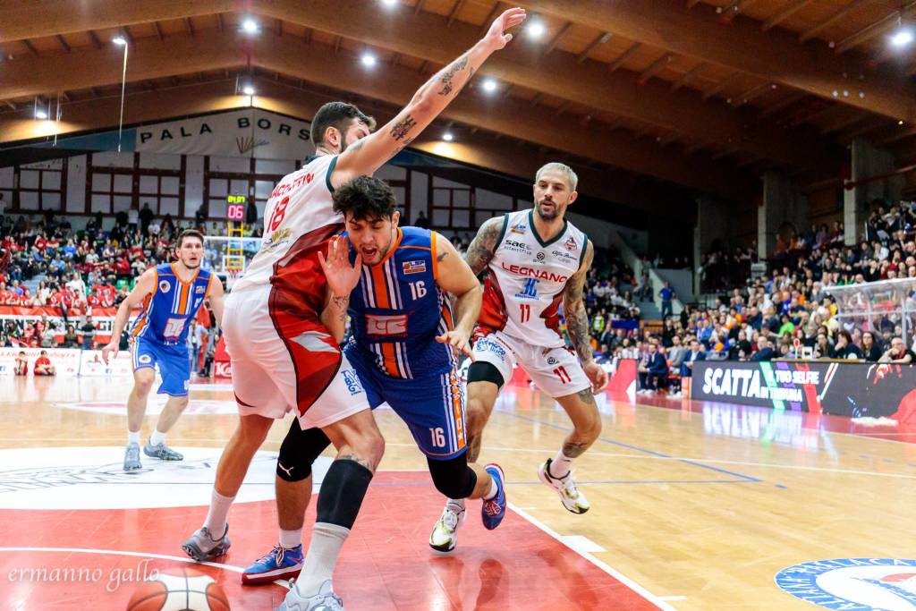 Derby tra Legnano e Sangiorgese - foto di Ermanno 