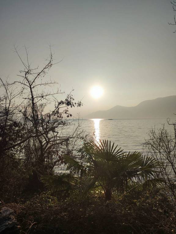 Il tramonto sul lago Maggiore - foto di Marzia Malesani