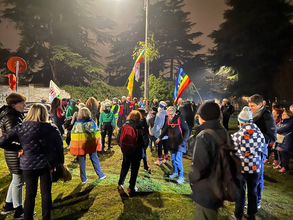 Manifestazione pace valle olona 