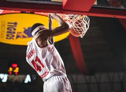 Openjobmetis Varese - EA7 Milano 75-87