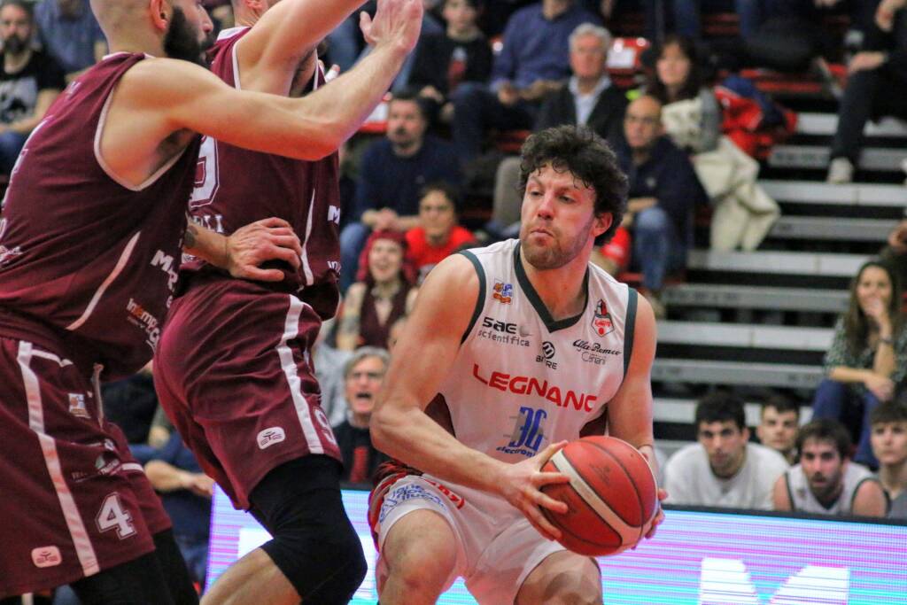 Basket: Legnano sfida Livorno 