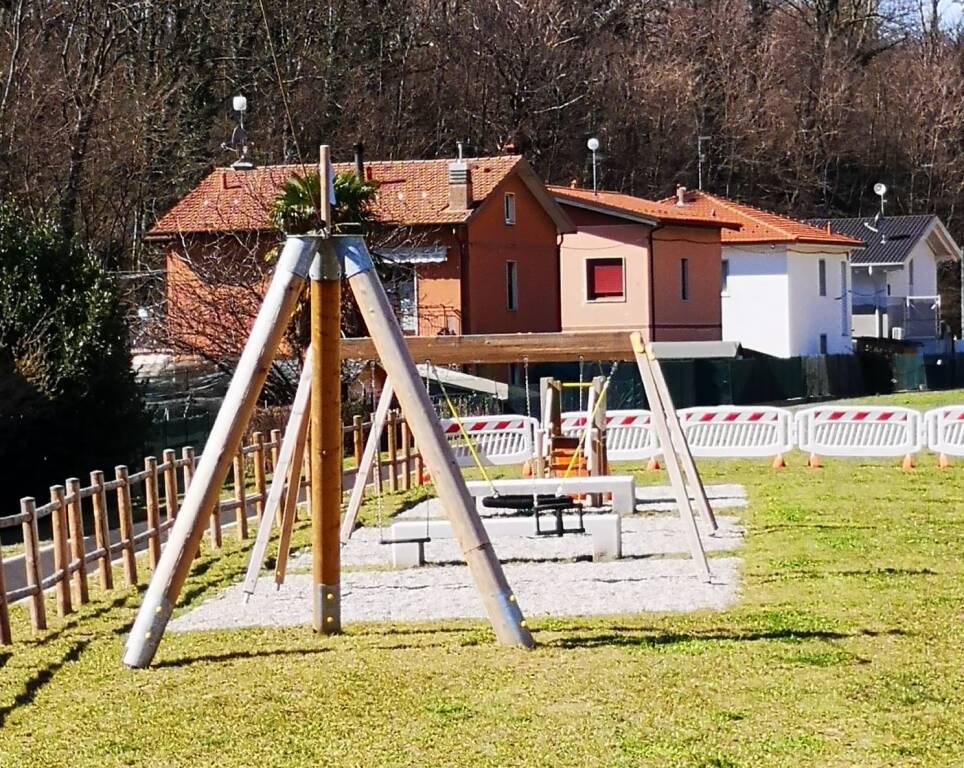 Induno Olona - Nuove aree gioco alla Pezza e a San Salvatore