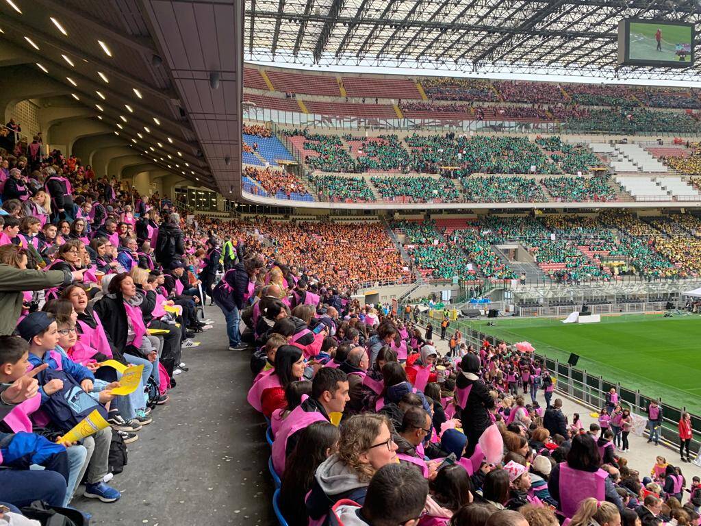 San Siro "invaso" dai cresimandi 