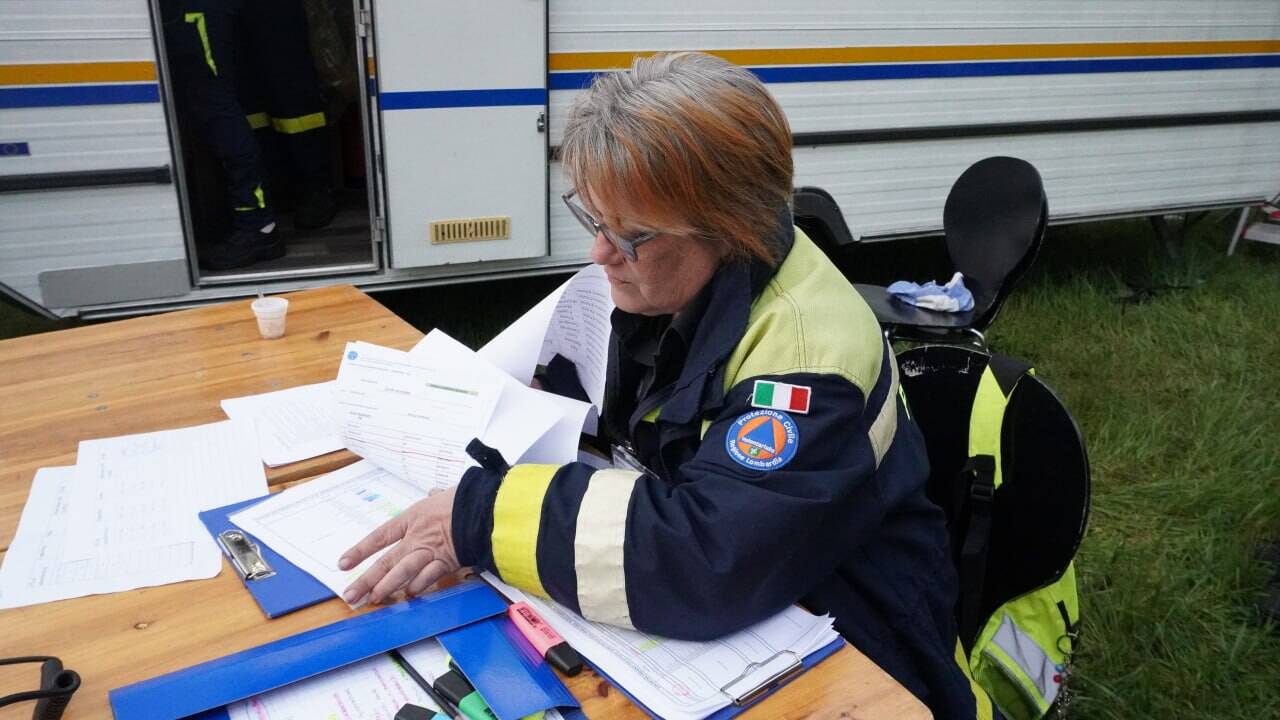 Addestramento antincendio boschivo al Parco del Roccolo a Busto Garolfo per la Protezione Civile