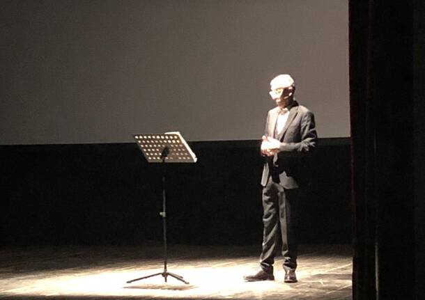 Al Teatro Tirinnanzi “Ennio Morricone, il suono di una vita” fa rivivere i successi del celebre compositore