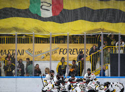 Festa Mastini: il Varese vince la Italian Hockey League