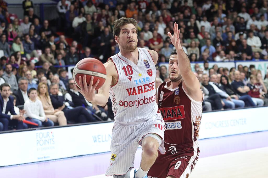 Umana Venezia – Openjobmetis Varese 92-81