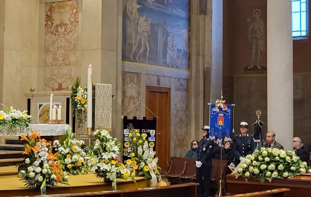 Funerali dell'ex preside e vicesindaco Angelo Mocchetti a Rescaldina