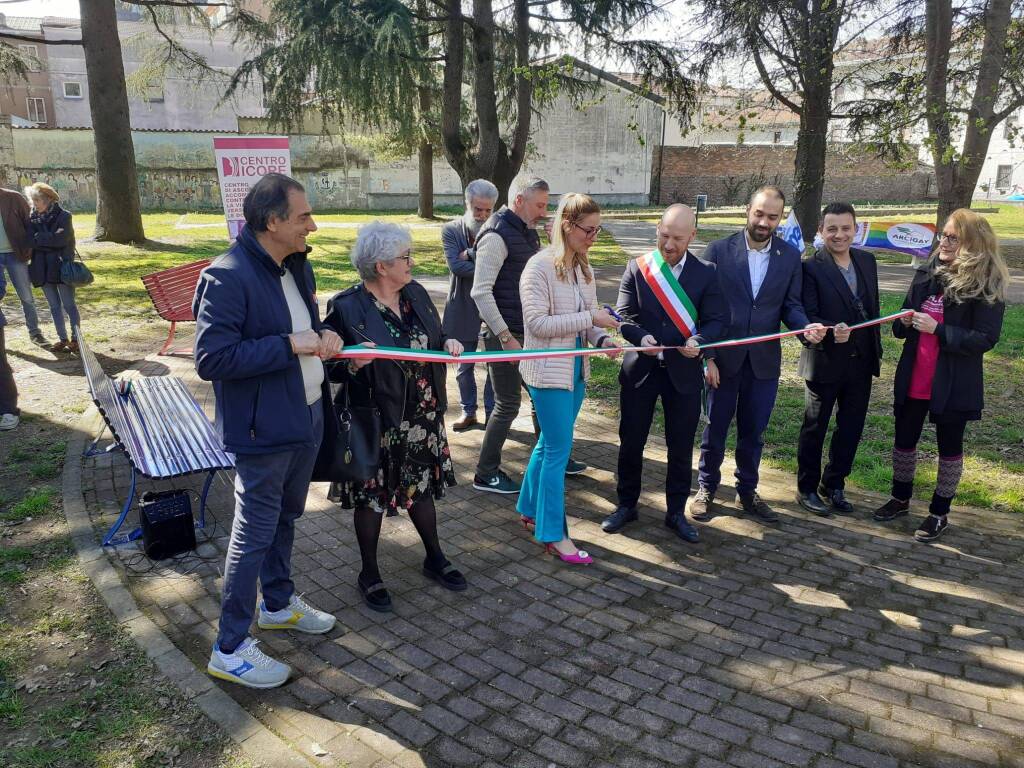 Inaugurata a Fagnano Olona la Piazzetta dei Diritti